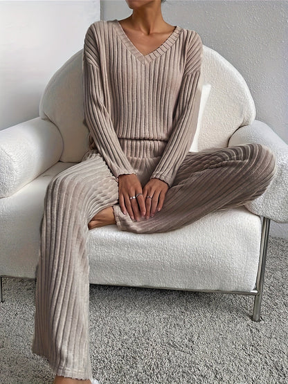 Wylera | Women’s Two-Piece Ribbed Lounge Set