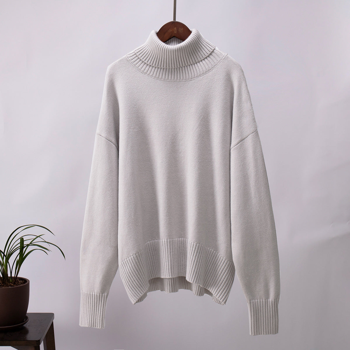 Isolde | Women’s Cashmere Blend Roll-Neck Jumper