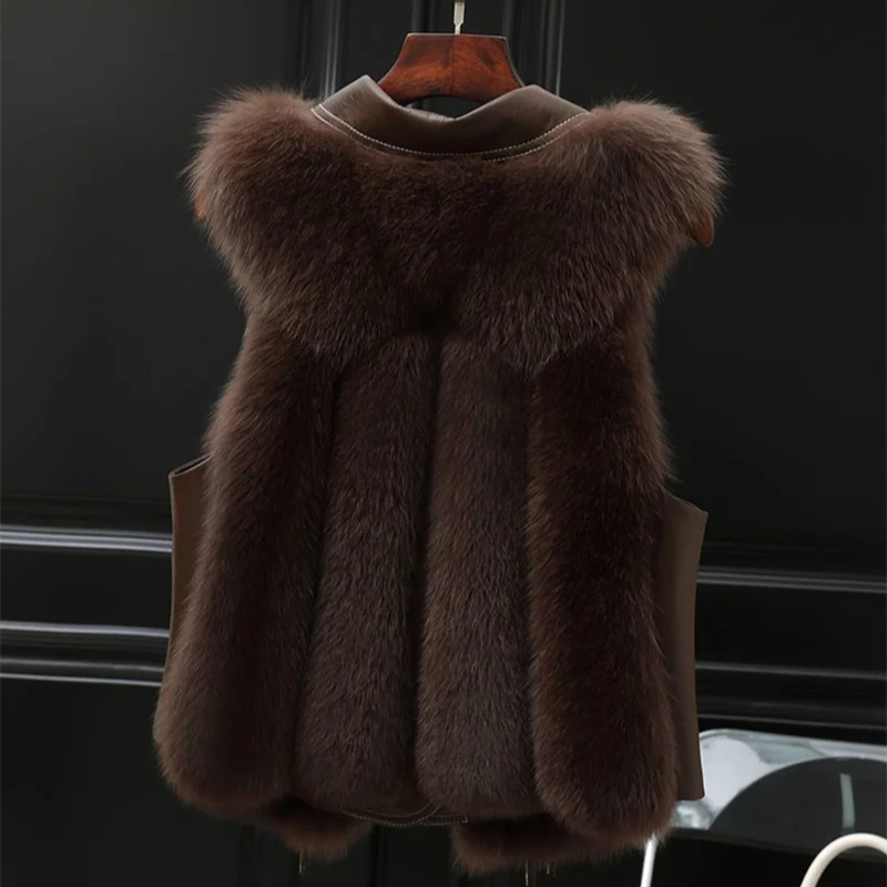 Celvra | Women’s Luxurious Faux Fur Vest